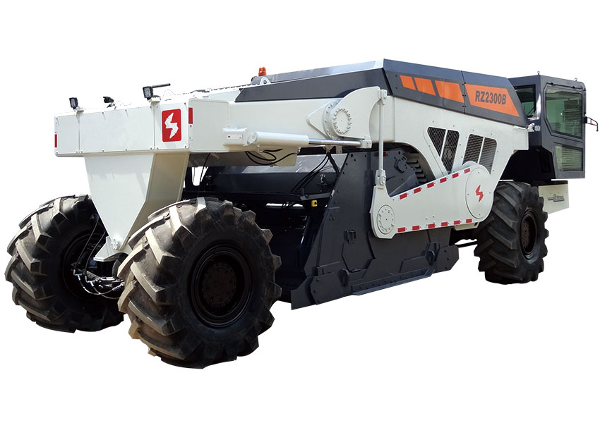 RZ2300B路面冷再生機.jpg RZ2300B路面冷再生機.jpg